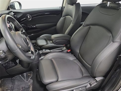 Certified 2023 MINI Cooper S image 10