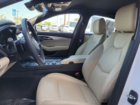 Certified 2023 Cadillac CT5 Luxury w/ Cold Weather Package image 10