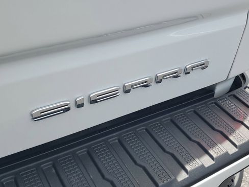 Used 2024 GMC Sierra 1500 Denali w/ Denali Reserve Package image 6