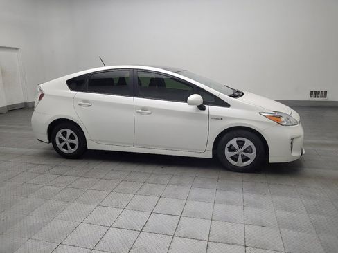 Used 2015 Toyota Prius Five image 11