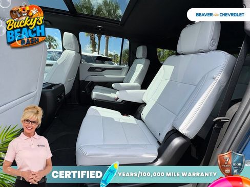 Used 2026 Chevrolet Suburban Premier w/ Sun And Tow Package RWD image 14