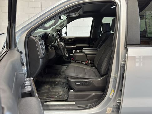 Used 2020 Chevrolet Silverado 1500 LT w/ Convenience Package AWD/4WD image 16
