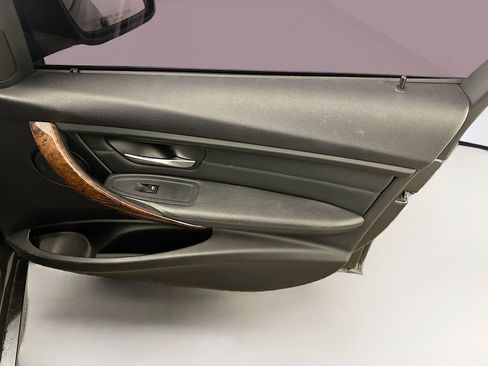 Used 2014 BMW 328i xDrive Sedan AWD/4WD image 33