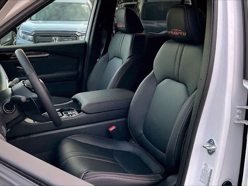 New 2025 Honda Pilot TrailSport image 9