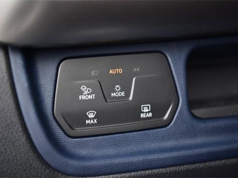 New 2025 Volkswagen ID. Buzz Pro S image 12