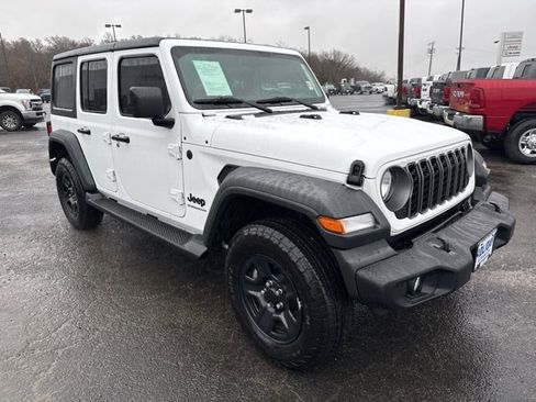 Used 2025 Jeep Wrangler Unlimited Sport AWD/4WD image 11