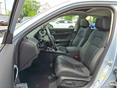 Used 2023 Honda Civic Touring image 14