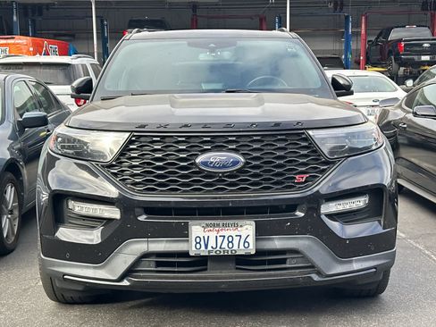 Used 2021 Ford Explorer ST w/ Equipment Group 401A AWD/4WD image 2