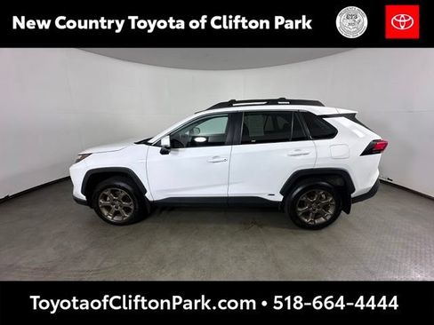 Used 2023 Toyota RAV4 AWD Hybrid image 6