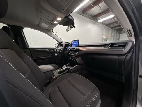 Used 2025 Ford Escape Active image 27