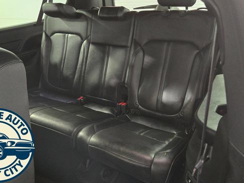 Used 2024 Jeep Wagoneer L Series II w/ Flexible Seating Group AWD/4WD image 33
