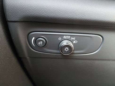 Used 2023 Buick Envision Essence w/ Sport Touring Package AWD/4WD image 23