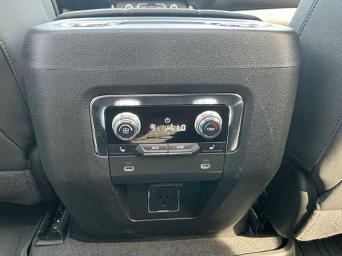 Used 2024 GMC Yukon AT4 w/ AT4 Premium Package image 16