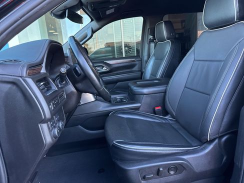 Used 2023 Chevrolet Suburban LS image 19