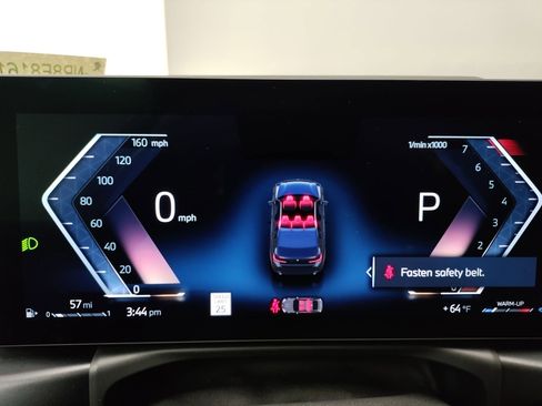 Used 2024 BMW 330i Sedan w/ Convenience Package image 15