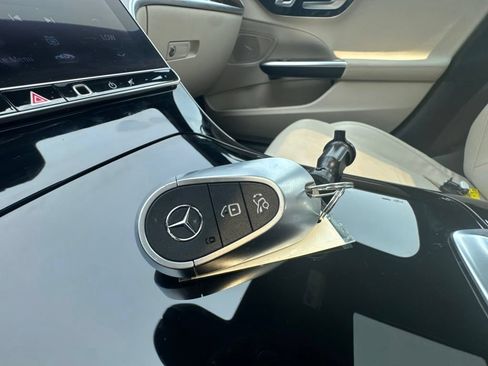 Used 2023 Mercedes-Benz C 300 4MATIC Sedan image 19