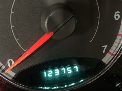 Used 2006 Jeep Liberty Limited image 14