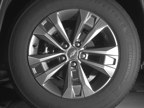 Used 2025 Chevrolet Equinox LT image 14