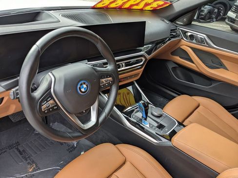 Used 2023 BMW i4 eDrive40 w/ Premium Package image 14