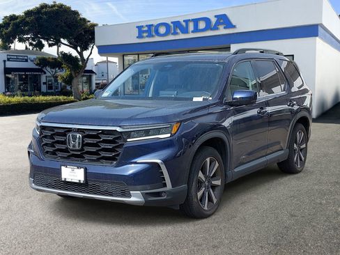 Used 2023 Honda Pilot Elite image 1