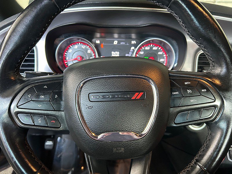 Used 2022 Dodge Charger SXT RWD image 16