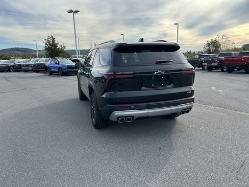 New 2026 Chevrolet Traverse Z71 w/ Enhanced Driving Package image 5