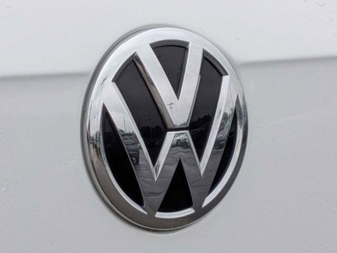 Used 2019 Volkswagen Tiguan SEL AWD/4WD image 13