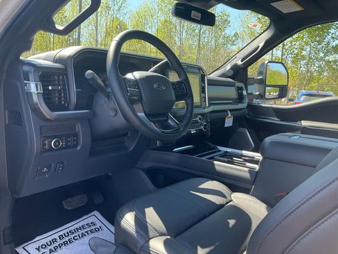 New 2026 Ford F250 Platinum AWD/4WD image 15