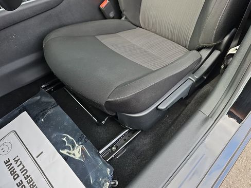 Used 2023 Nissan Sentra SV w/ All-Weather Package FWD image 32