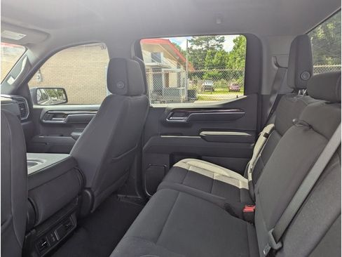 Used 2024 GMC Sierra 1500 Elevation AWD/4WD image 11