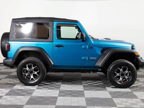 Used 2020 Jeep Wrangler Sport AWD/4WD image 9