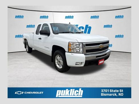 Used 2011 Chevrolet Silverado 1500 LT w/ All-Star Edition AWD/4WD image 1
