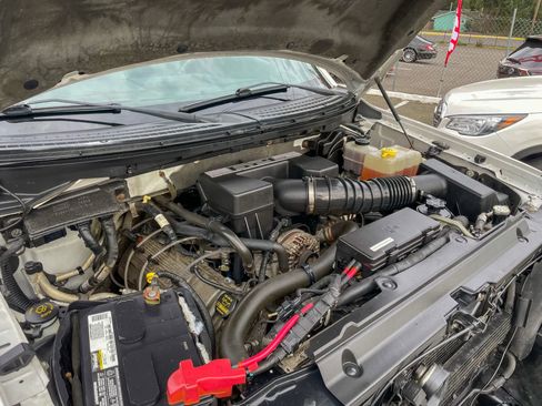 Used 2011 Ford F150 Lariat Limited image 46