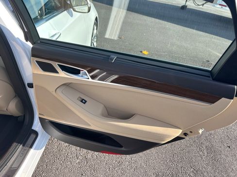 Used 2016 Hyundai Genesis 3.8 w/ Option Group 03 image 18