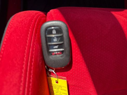 Used 2025 Honda Civic Type R image 32