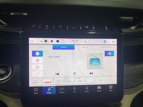 Used 2023 Jeep Grand Cherokee L Limited w/ Luxury Tech Group II AWD/4WD image 23
