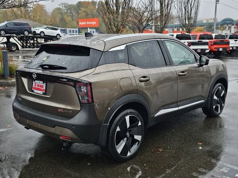 New 2026 Nissan Kicks SR w/ SR Premium Package image 3