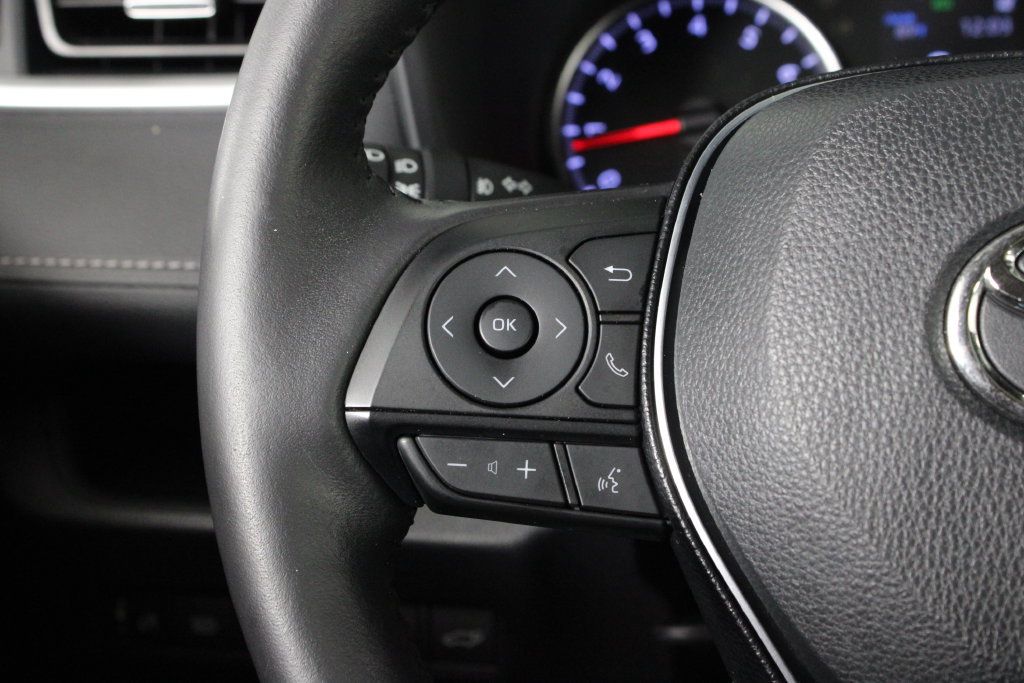Used 2019 Toyota RAV4 XLE Premium w/ Cold Weather Package FWD image 28