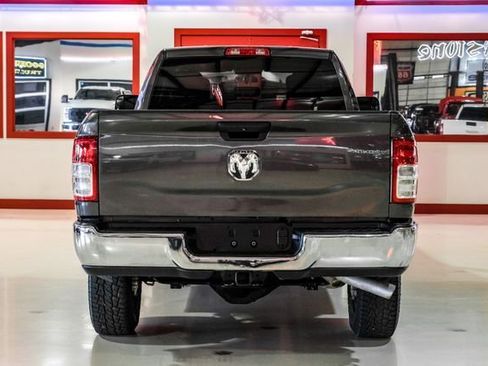 Used 2019 RAM 2500 Tradesman w/ Chrome Appearance Group image 11