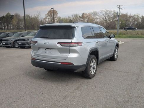 Used 2023 Jeep Grand Cherokee L Limited AWD/4WD image 5