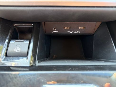 Used 2021 Subaru Outback Premium AWD/4WD image 42