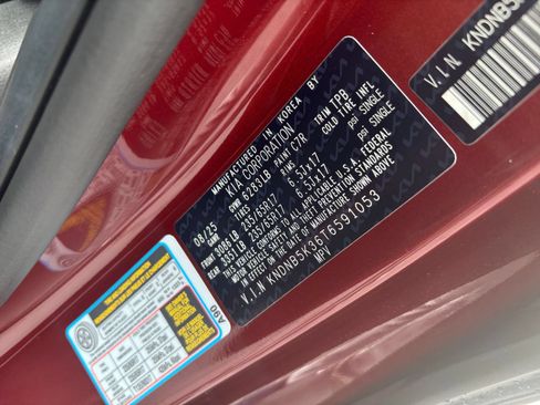 Used 2026 Kia Carnival FWD image 27