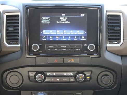 Used 2022 Nissan Frontier SV image 28