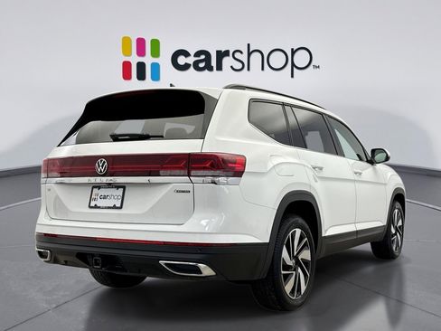 Used 2024 Volkswagen Atlas SE image 5