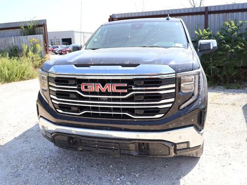 Used 2025 GMC Sierra 1500 SLT w/ SLT Premium Plus Package AWD/4WD image 4