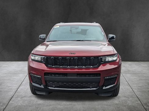 New 2025 Jeep Grand Cherokee L Limited w/ Luxury Tech Group II AWD/4WD image 9