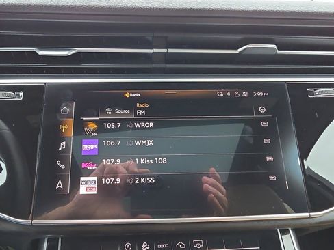 Used 2022 Audi Q7 2.0T Premium Plus w/ Premium Plus Package image 69