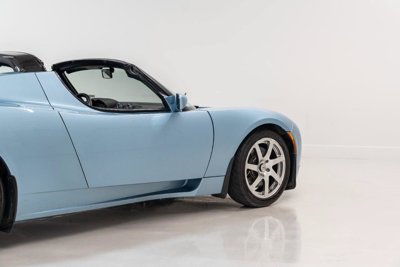 Used 2008 Tesla Roadster RWD image 16