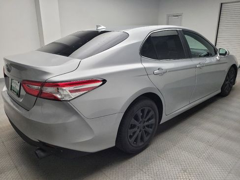 Used 2020 Toyota Camry LE AWD/4WD image 9