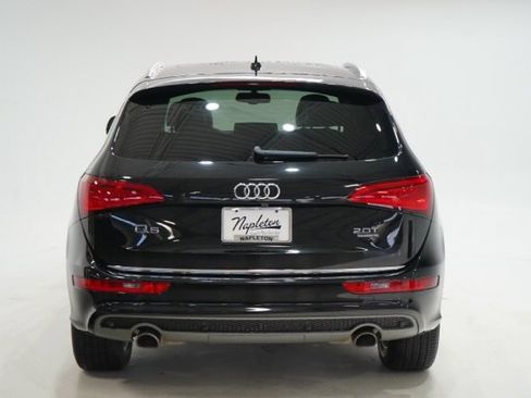 Used 2017 Audi Q5 2.0T Premium Plus w/ Technology Package image 6